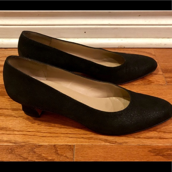 Salvatore Ferragamo Shoes - Salvatore Ferragamo Black Metallic Pumps